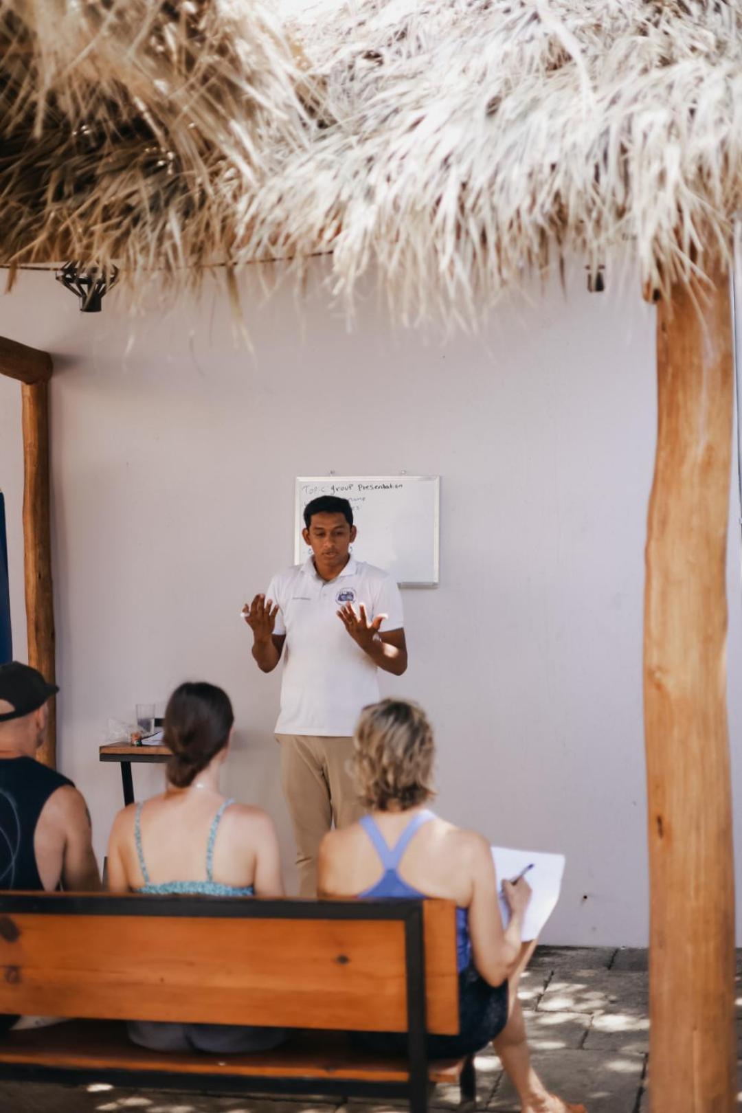 Surf And Yoga Retreat Nicaragua La Albina Exterior foto